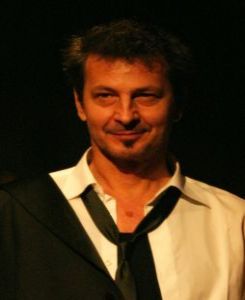 Željko Hrs (Performer/Dramaturg)